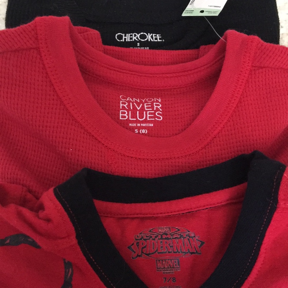 🛑SOLD 🕷Boy’s long sleeve tee Bundle - Picture 6 of 6